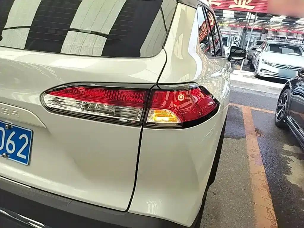 2026 Toyota Land Cruiser 2.0L CVT Comfort Edition — миниатюра 8