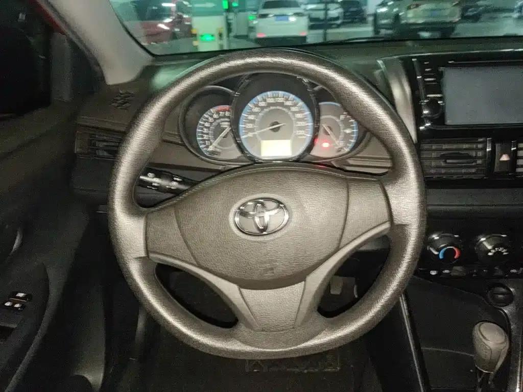 Vios 2014 1.5L Automatic Smart Edition — миниатюра 3