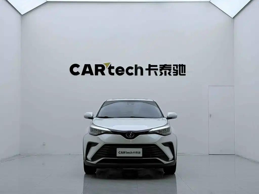 2023 Toyota IZOA Hybrid 2.0L Enjoy Edition — миниатюра 3