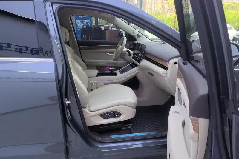 Wenjie M7 2024 Max Six-Seat Four-Wheel Drive Intelligent Driving Edition — миниатюра 15