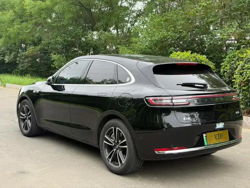 Wenjie M5 2025 Ultra Range Extended Rear-Wheel Drive — миниатюра 4