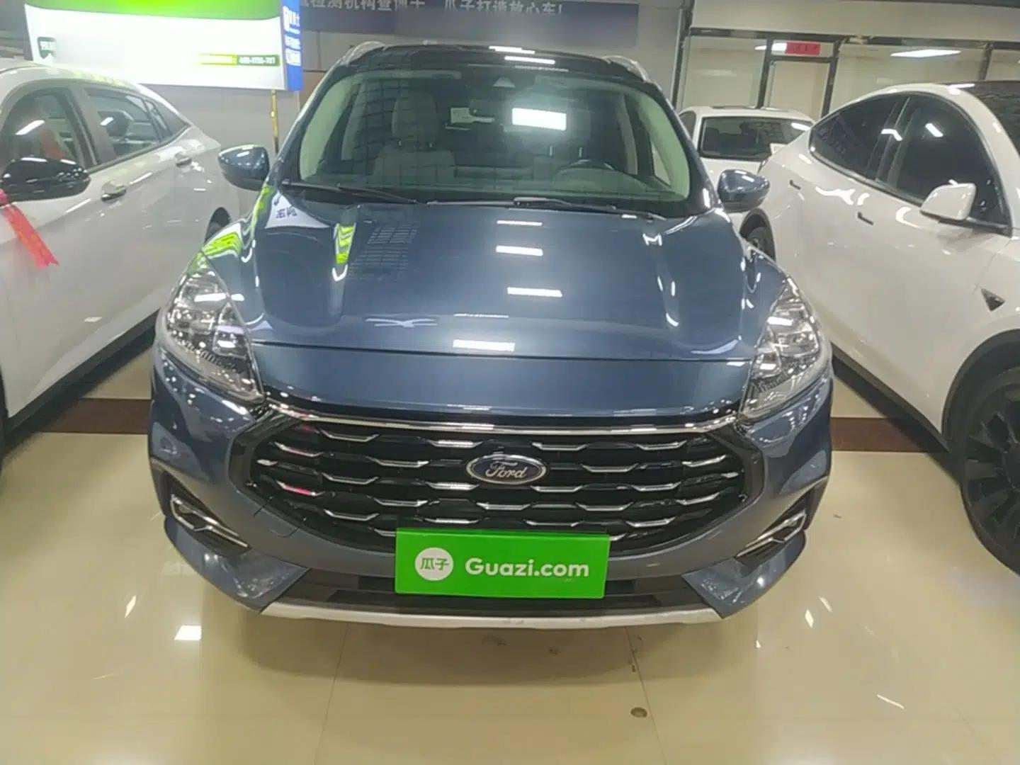 Ford Escape 2020 EcoBoost 245 Two-Wheel Drive Smart & Enjoyment Model — миниатюра 2