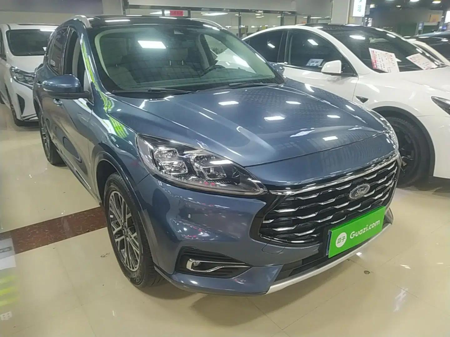 Ford Escape 2020 EcoBoost 245 Two-Wheel Drive Smart & Enjoyment Model — миниатюра 3