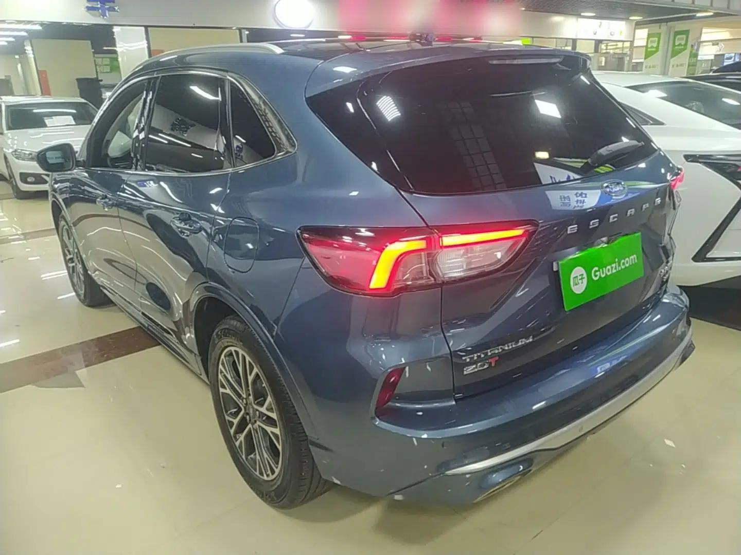 Ford Escape 2020 EcoBoost 245 Two-Wheel Drive Smart & Enjoyment Model — миниатюра 4