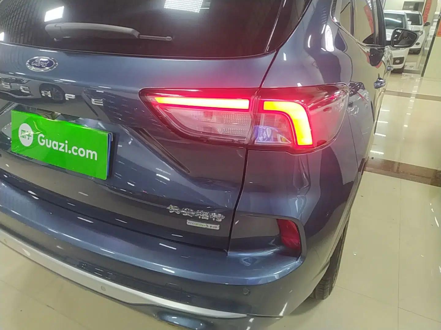 Ford Escape 2020 EcoBoost 245 Two-Wheel Drive Smart & Enjoyment Model — миниатюра 9