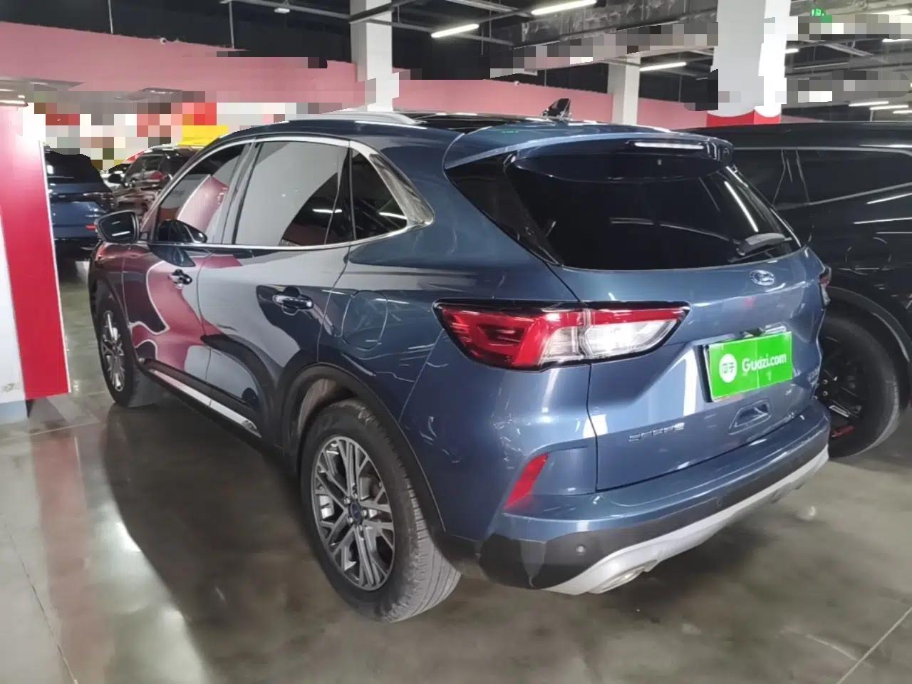 Ford Escape 2020 EcoBoost 245 Two-Wheel-Drive Titanium Edition — миниатюра 4