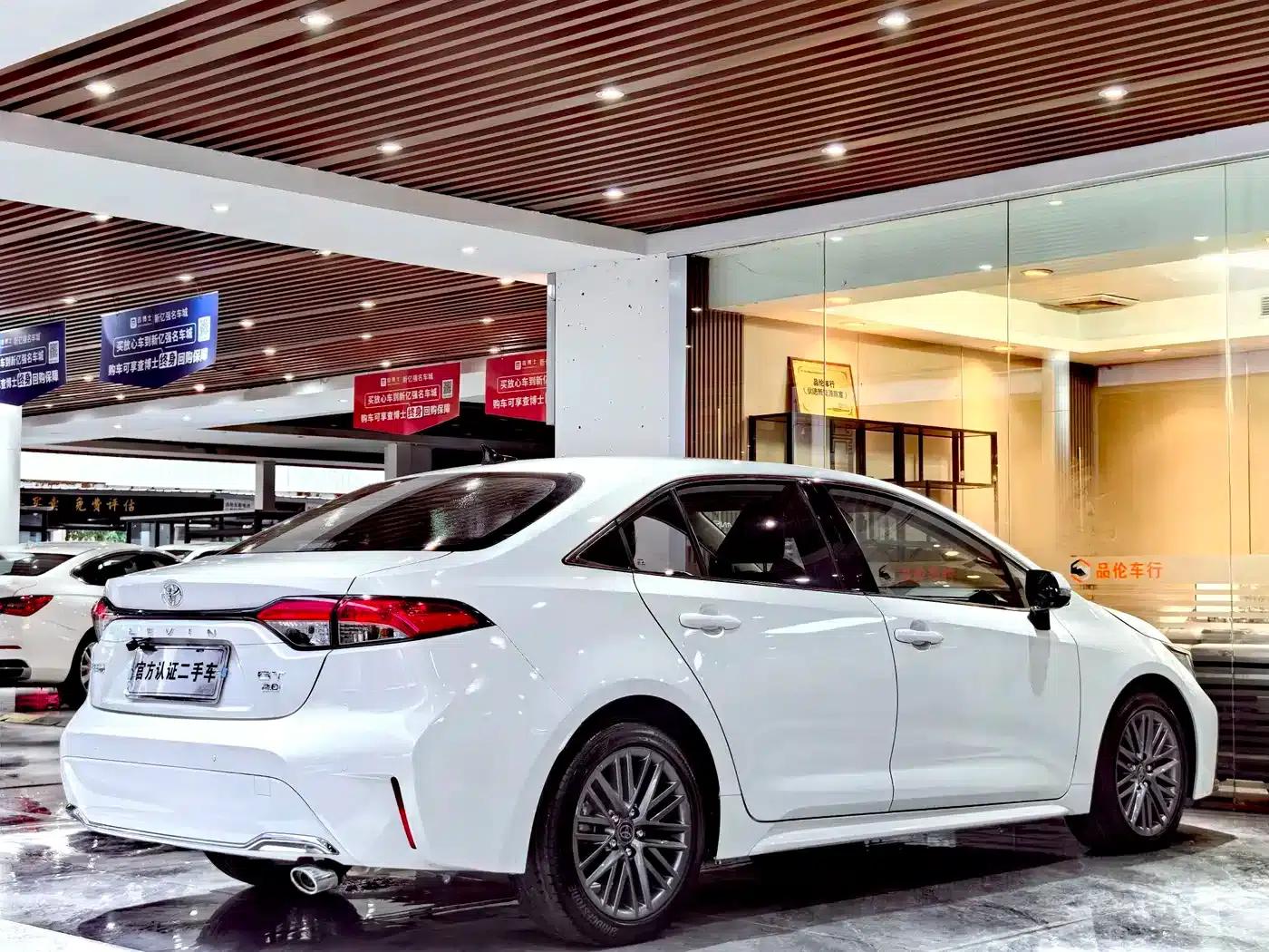 2021 Geely Lingshang 2.0L Luxury Edition — миниатюра 15