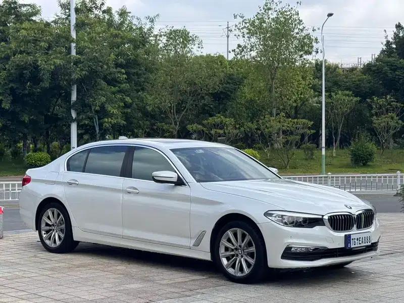 BMW 5 Series 2018 528Li Launch Special Edition — миниатюра 3