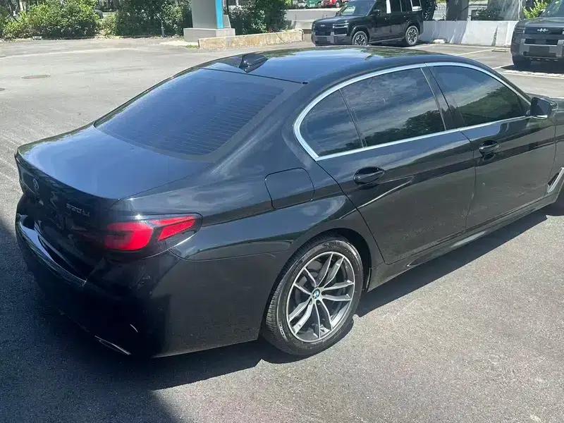 2023 BMW 5 Series Facelift 530Li Leading Edition M Sport Package — миниатюра 7
