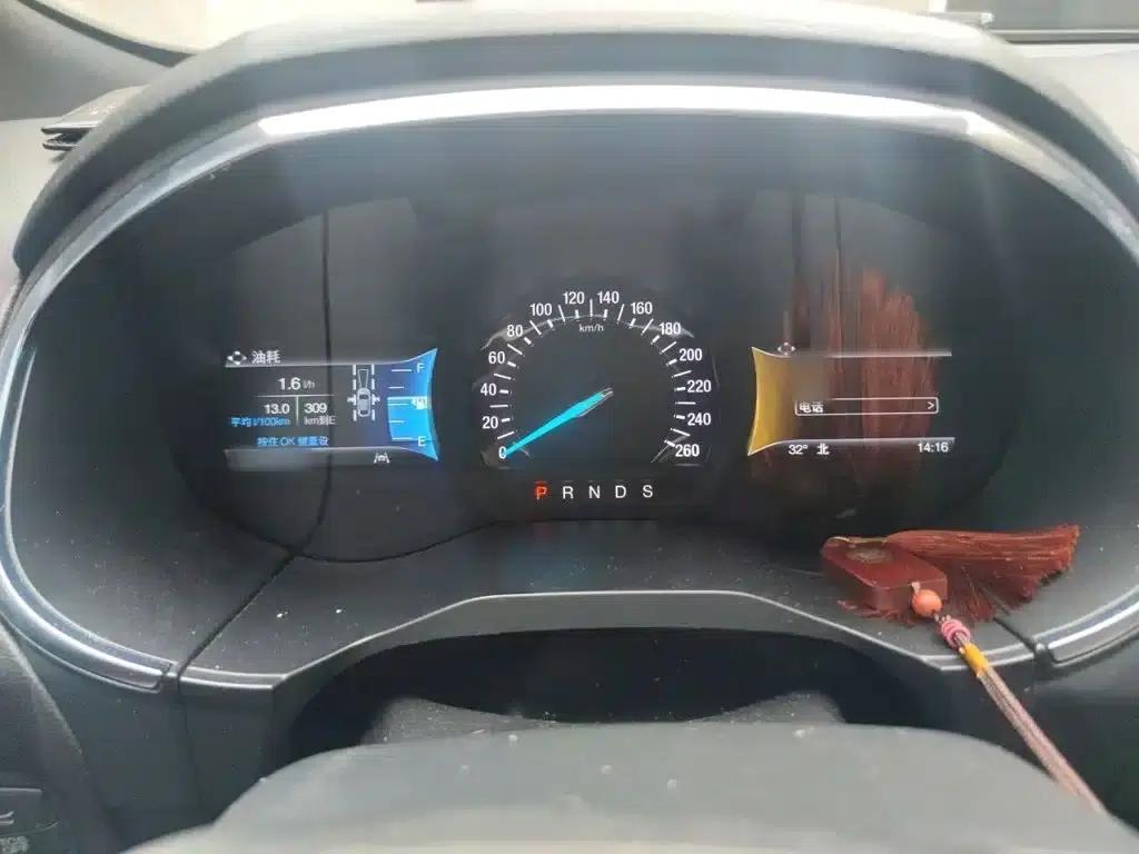 2020 Ford Edge EcoBoost 245 2WD ST-Line 5-seater — миниатюра 4