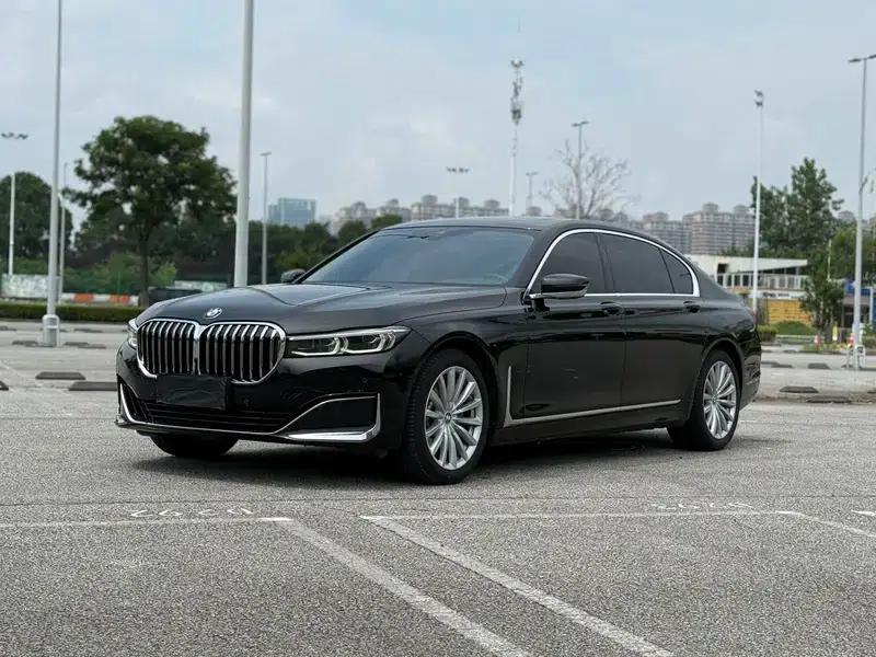 2019 BMW 7 Series 730Li Luxury Package — миниатюра 1