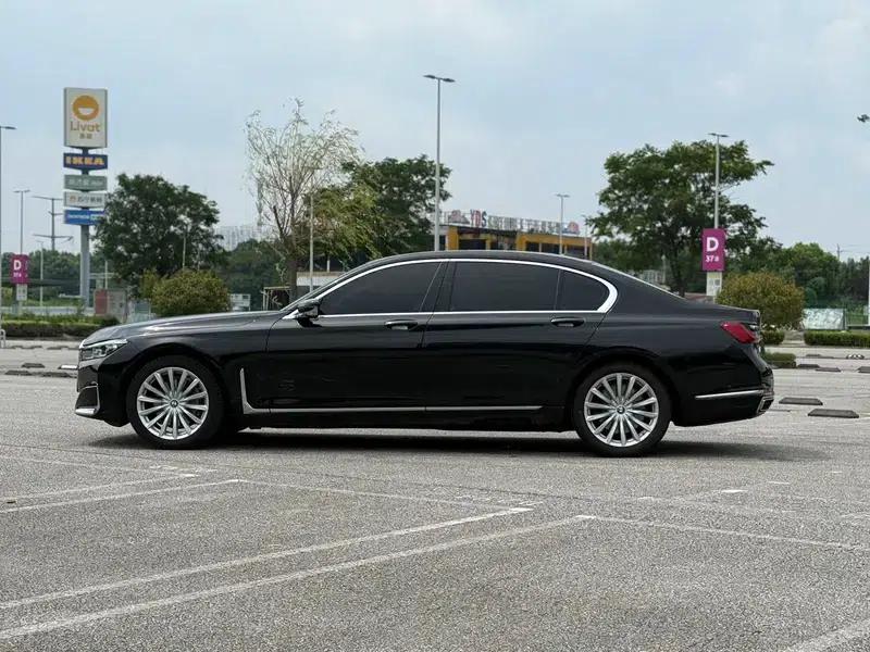 2019 BMW 7 Series 730Li Luxury Package — миниатюра 4