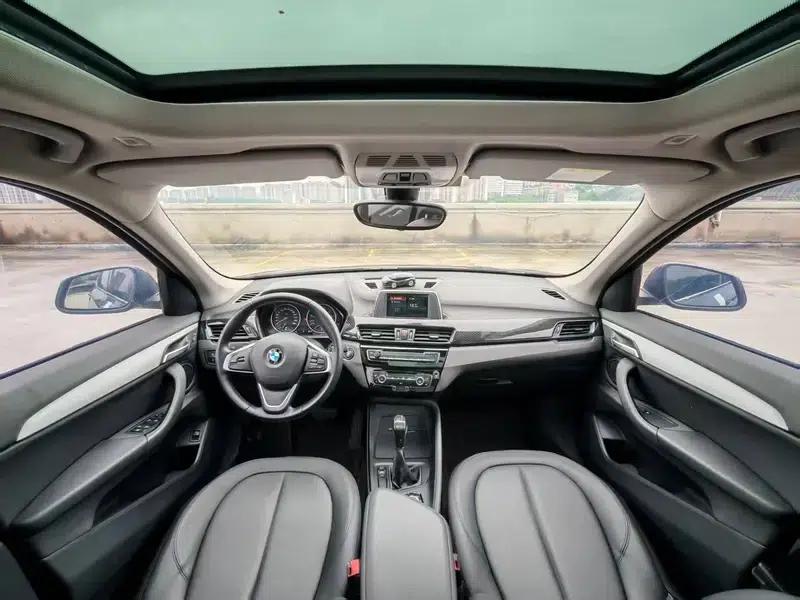 BMW X1 2018 sDrive18Li Fashion Edition — миниатюра 9