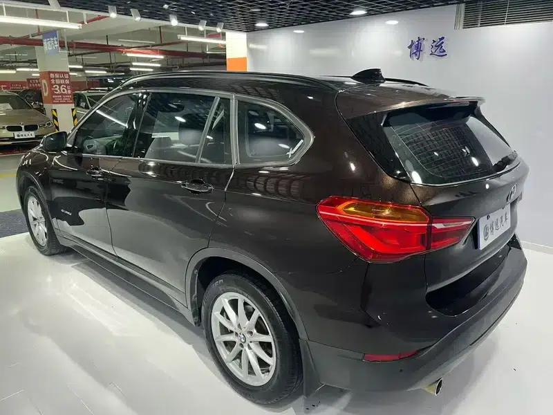 BMW X1 2016 sDrive18Li Fashion Edition — миниатюра 3