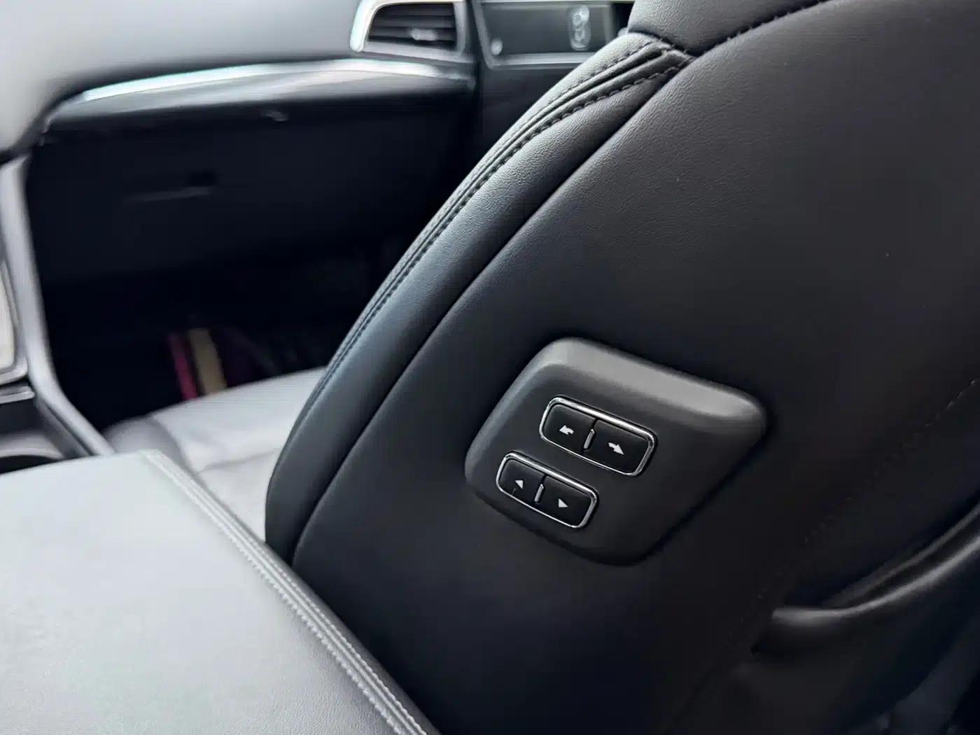 2019 Taurus EcoBoost 245 Premium Edition — миниатюра 14