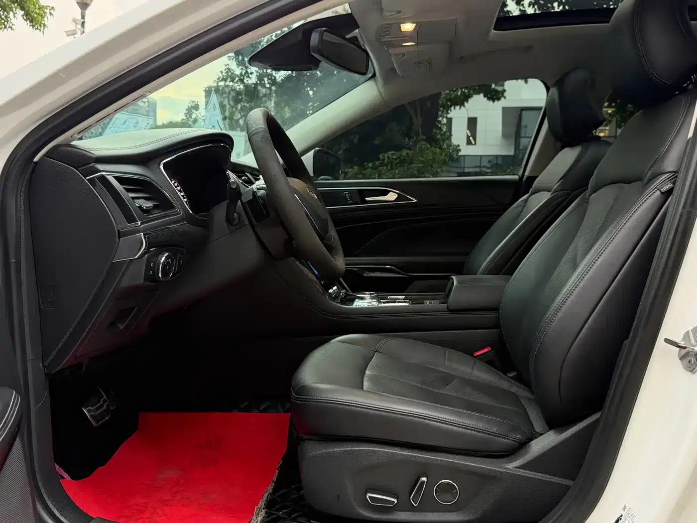 2019 Taurus EcoBoost 245 Premium Edition — миниатюра 5