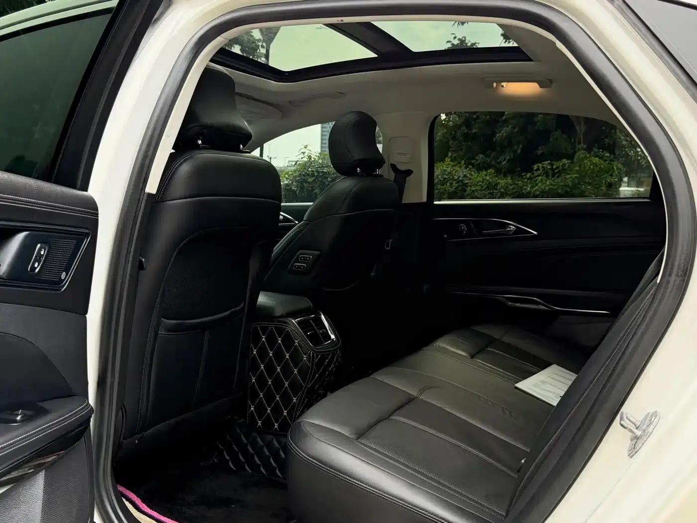 2019 Taurus EcoBoost 245 Premium Edition — миниатюра 9