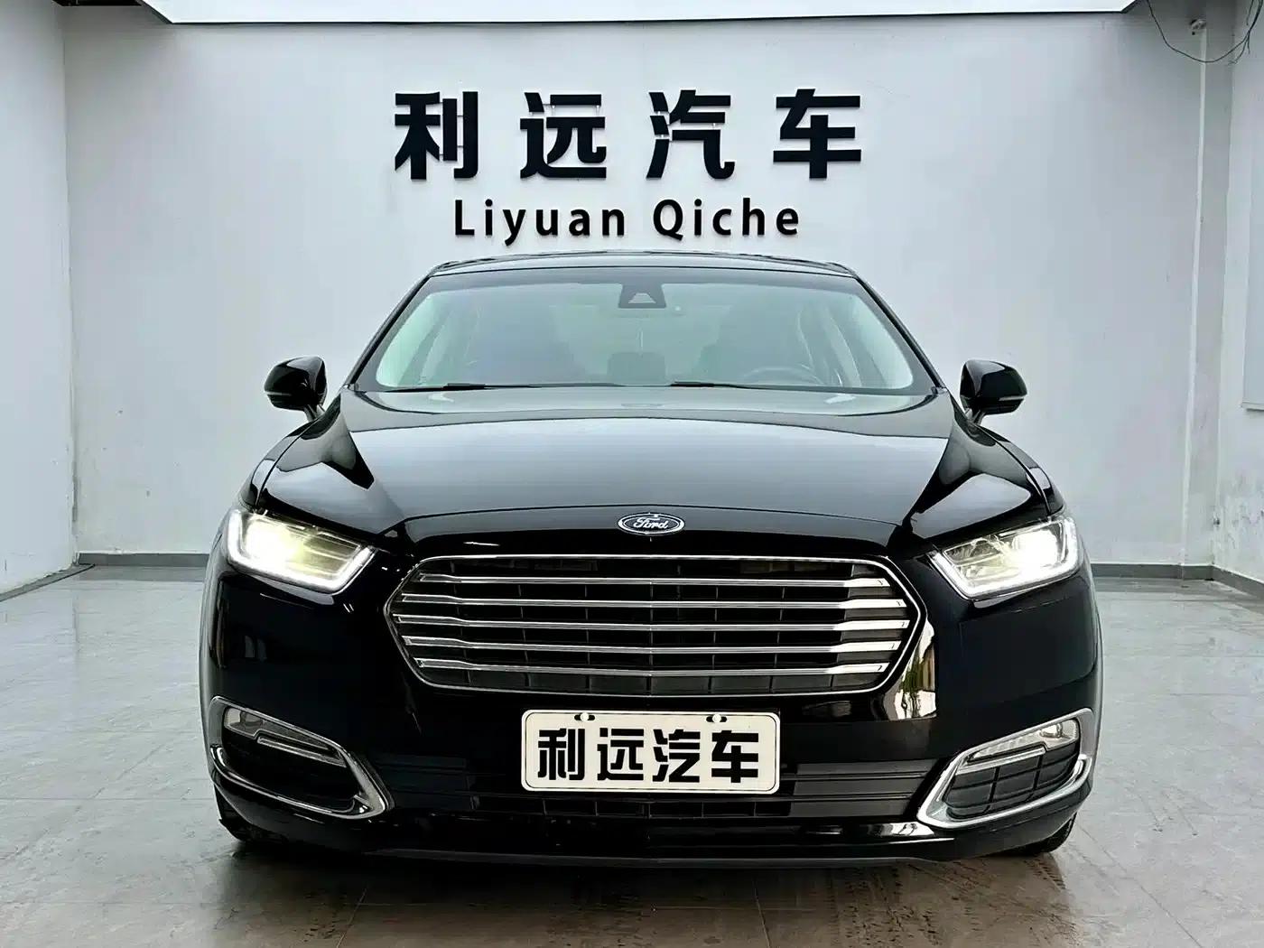 2017 Taurus Facelift EcoBoost 245 Fashion Edition — миниатюра 2