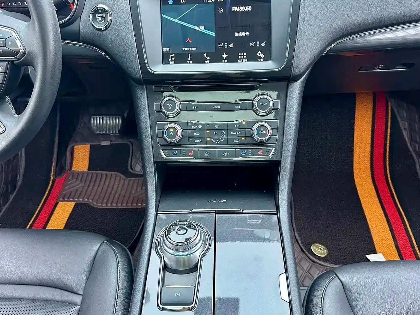2017 Taurus Facelift EcoBoost 245 Fashion Edition — миниатюра 5