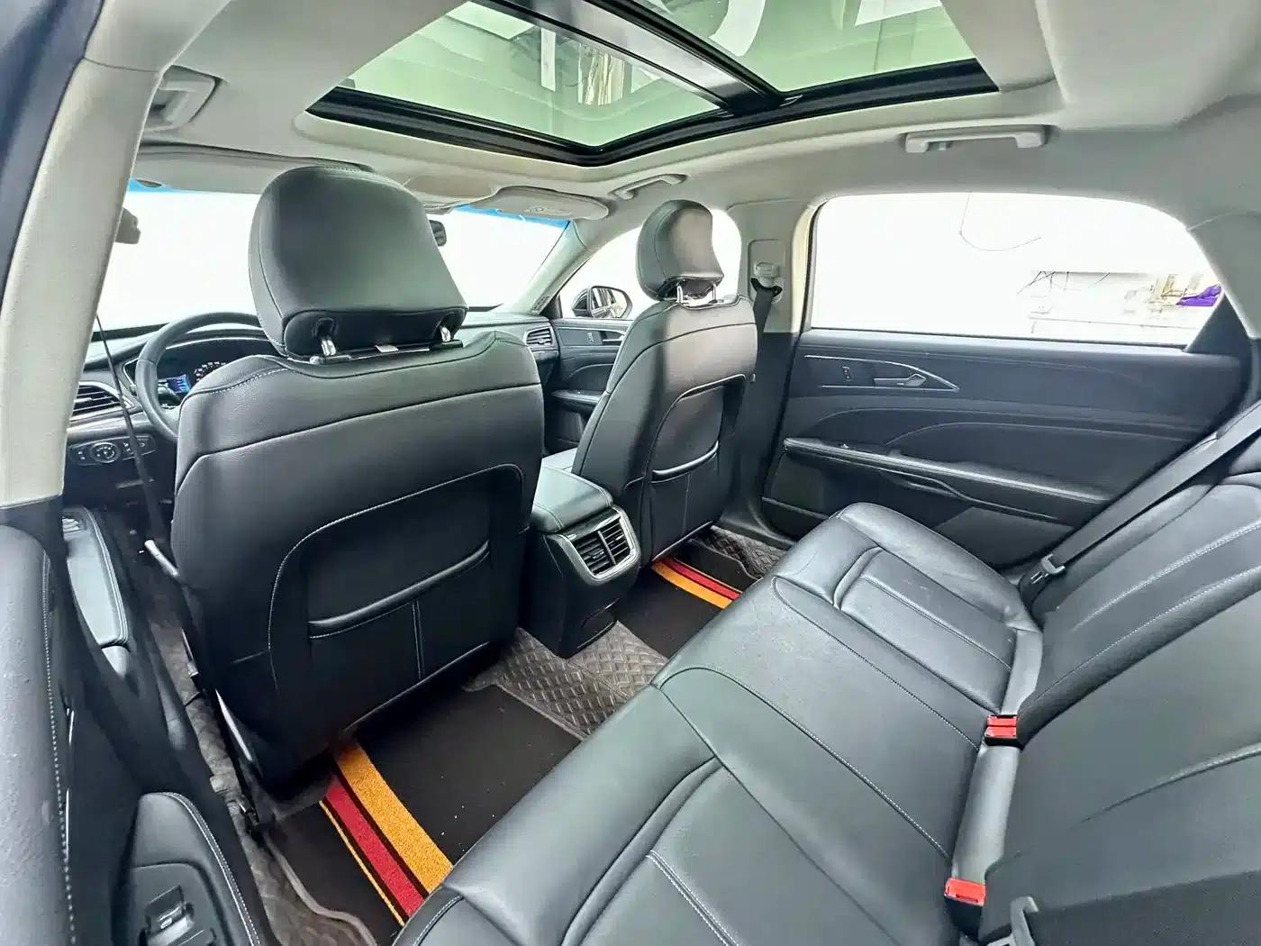 2017 Taurus Facelift EcoBoost 245 Fashion Edition — миниатюра 6