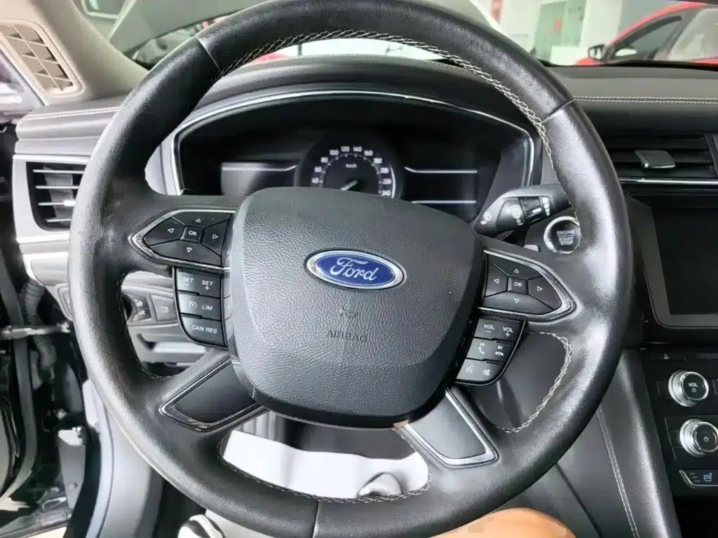 Taurus 2017 EcoBoost 245 Fashion Edition — миниатюра 11