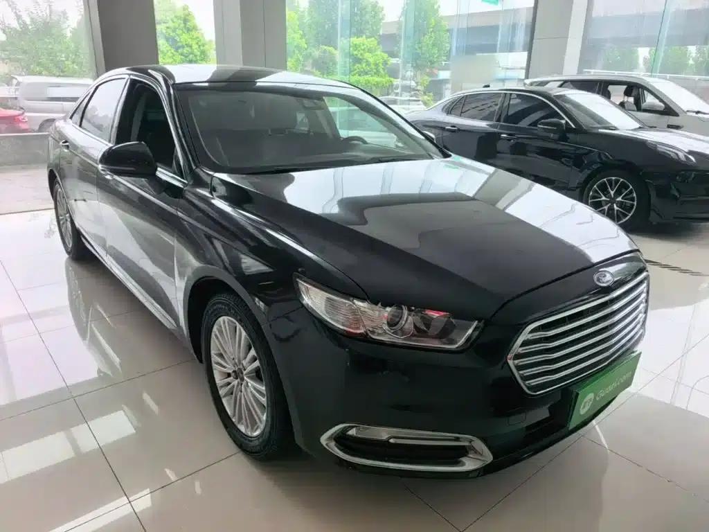 Taurus 2017 EcoBoost 245 Fashion Edition — миниатюра 4