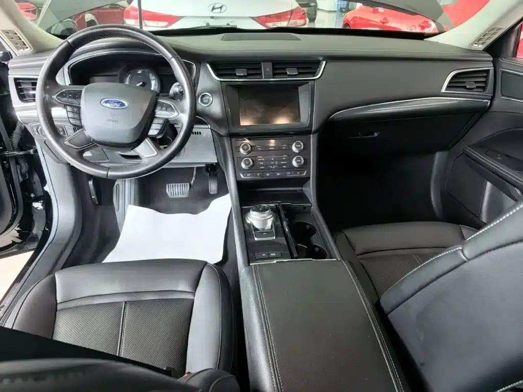 Taurus 2017 EcoBoost 245 Fashion Edition — миниатюра 10