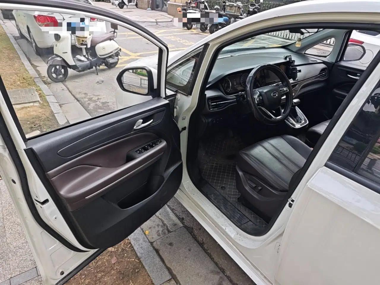 GAC Trumpchi M6 2019 270T DCT Luxury Edition (7-seater) China VI — миниатюра 18