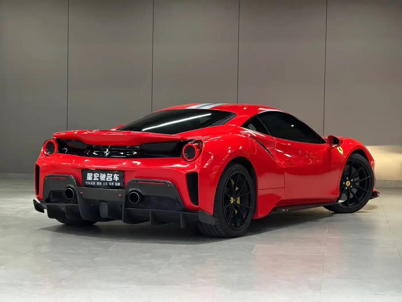 2015 Ferrari 488 GTB — миниатюра 5