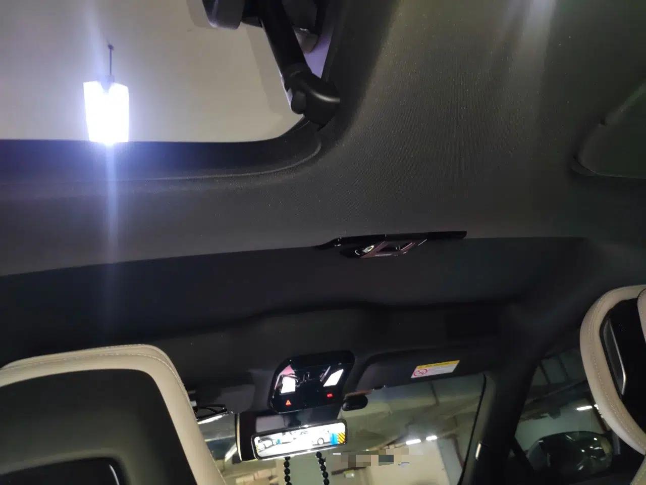 HiPhi Y 2023 560 km Pioneer Edition — миниатюра 18