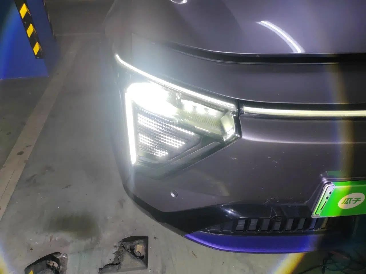 HiPhi Y 2023 560 km Pioneer Edition — миниатюра 7