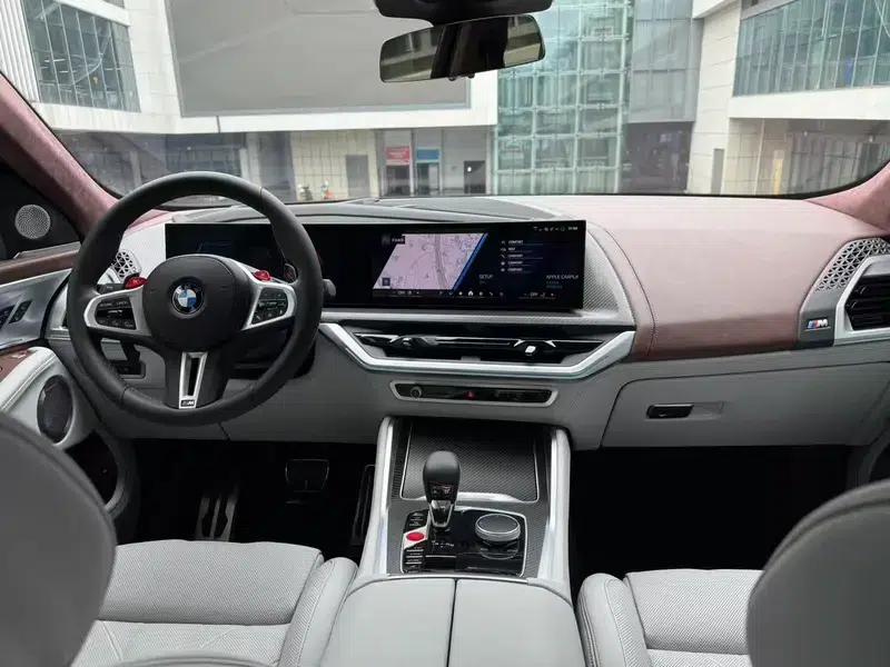 BMW XM 2023 50e — миниатюра 12