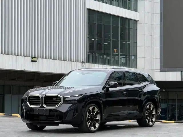 BMW XM 2023 50e