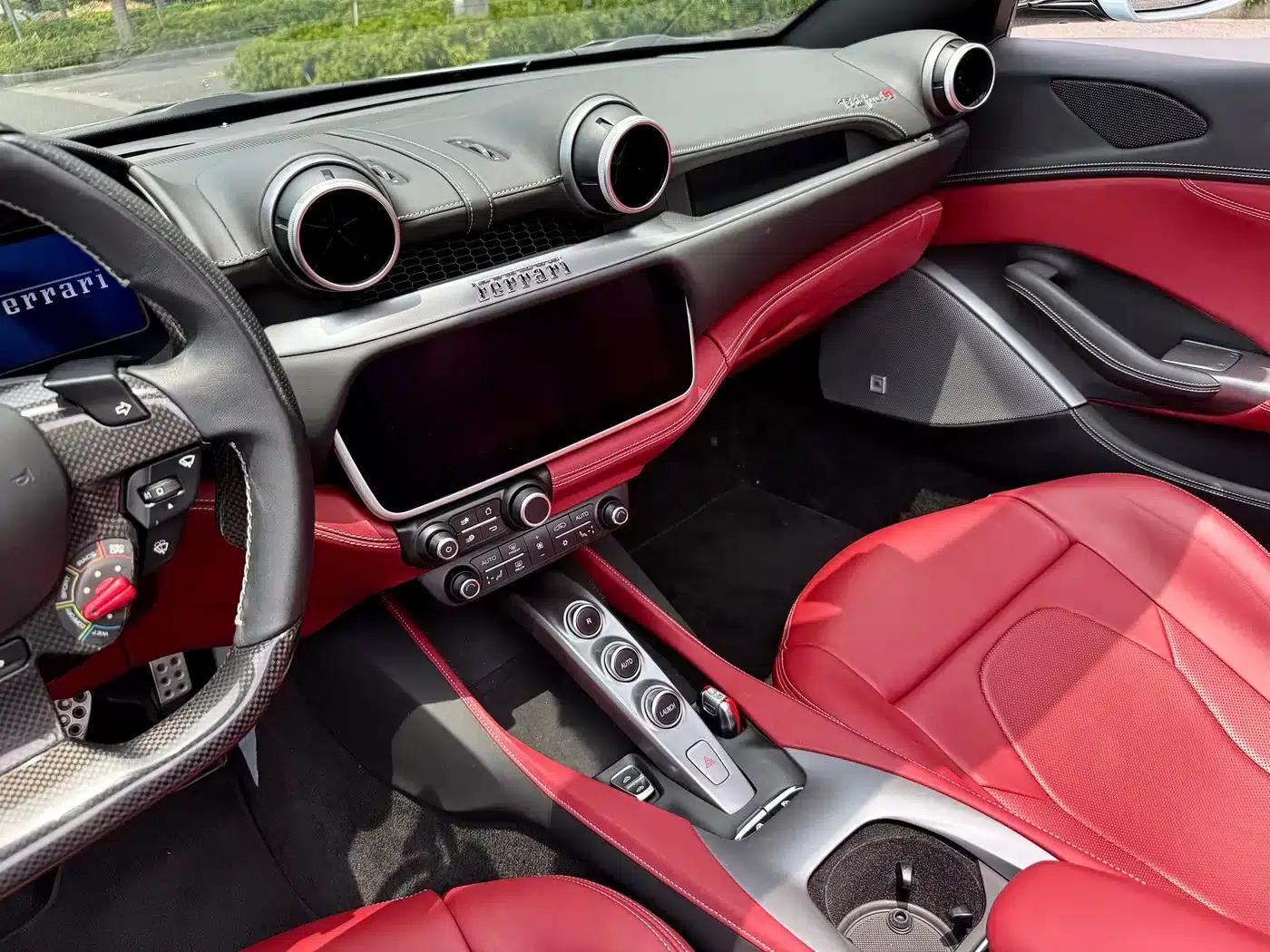 2021 Portofino 3.9T M — миниатюра 8