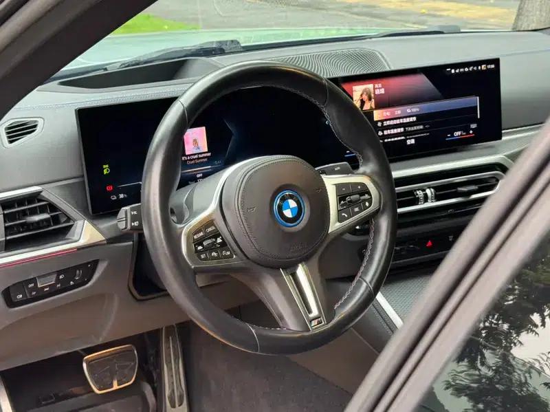 BMW i4 2022 M50 — миниатюра 21