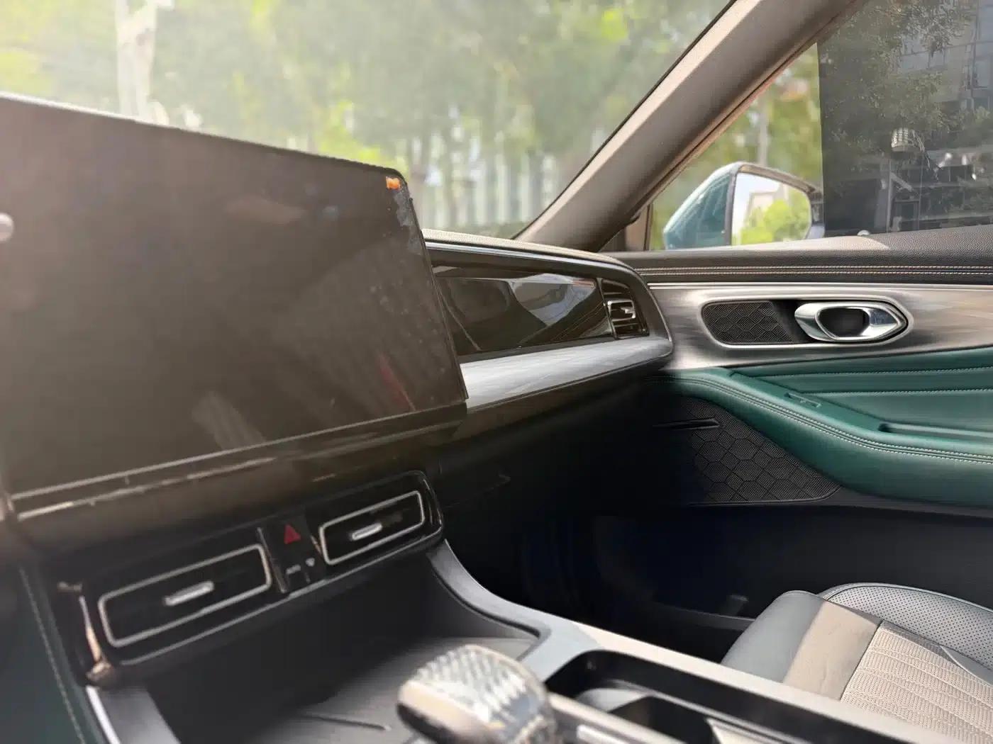 Trumpchi GS8 2022 Navigator Series 2.0TGDI 2WD Luxury Intelligent Connected Edition (7-seater) — миниатюра 10