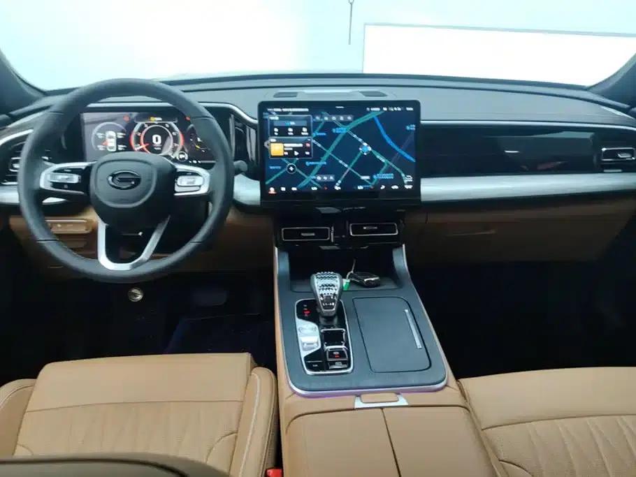 Trumpchi GS8 2025 Navigator Series 2.0TGDI 2WD Luxury 5-Seater — миниатюра 12