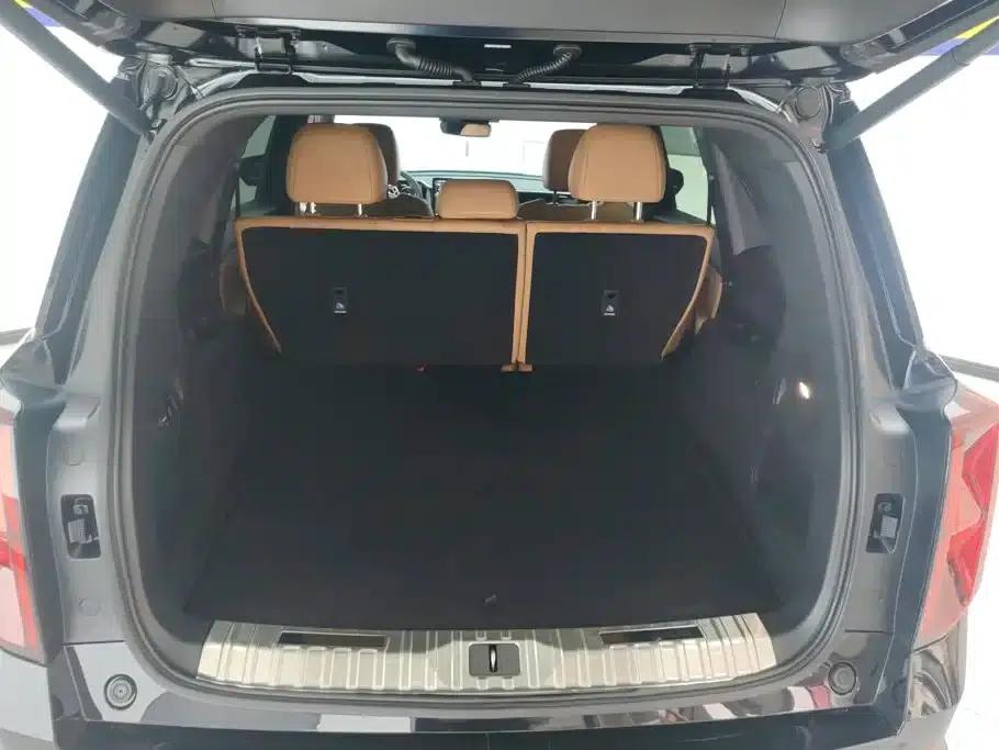 Trumpchi GS8 2025 Navigator Series 2.0TGDI 2WD Luxury 5-Seater — миниатюра 4