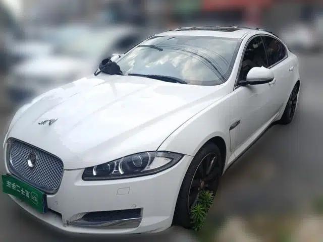 Jaguar XF 2015 XF 2.0T Luxury Edition