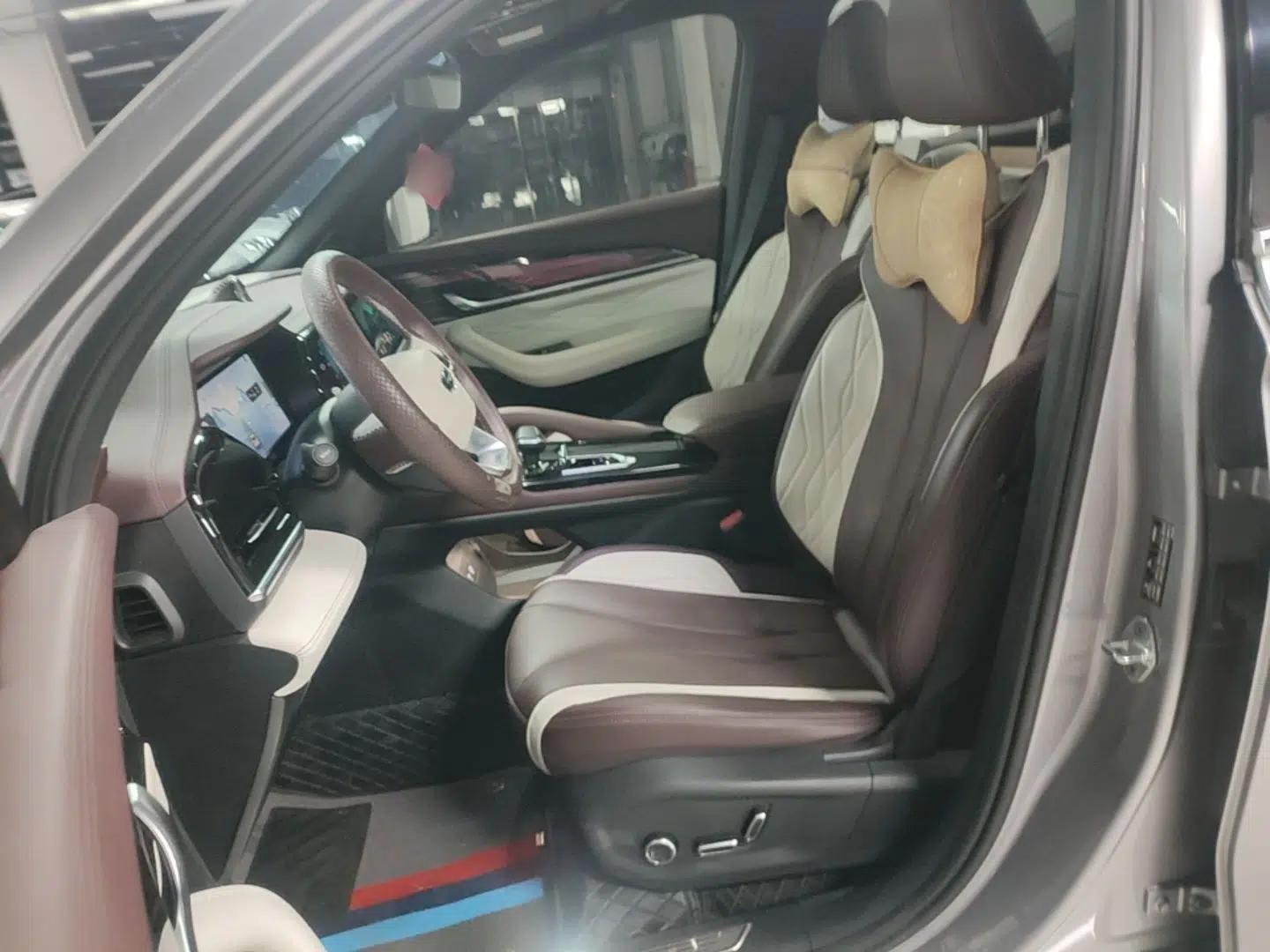 Geely Auto Monjaro L 2021 2.0TD DCT EVO Two-Wheel Drive Prestige Version — миниатюра 22