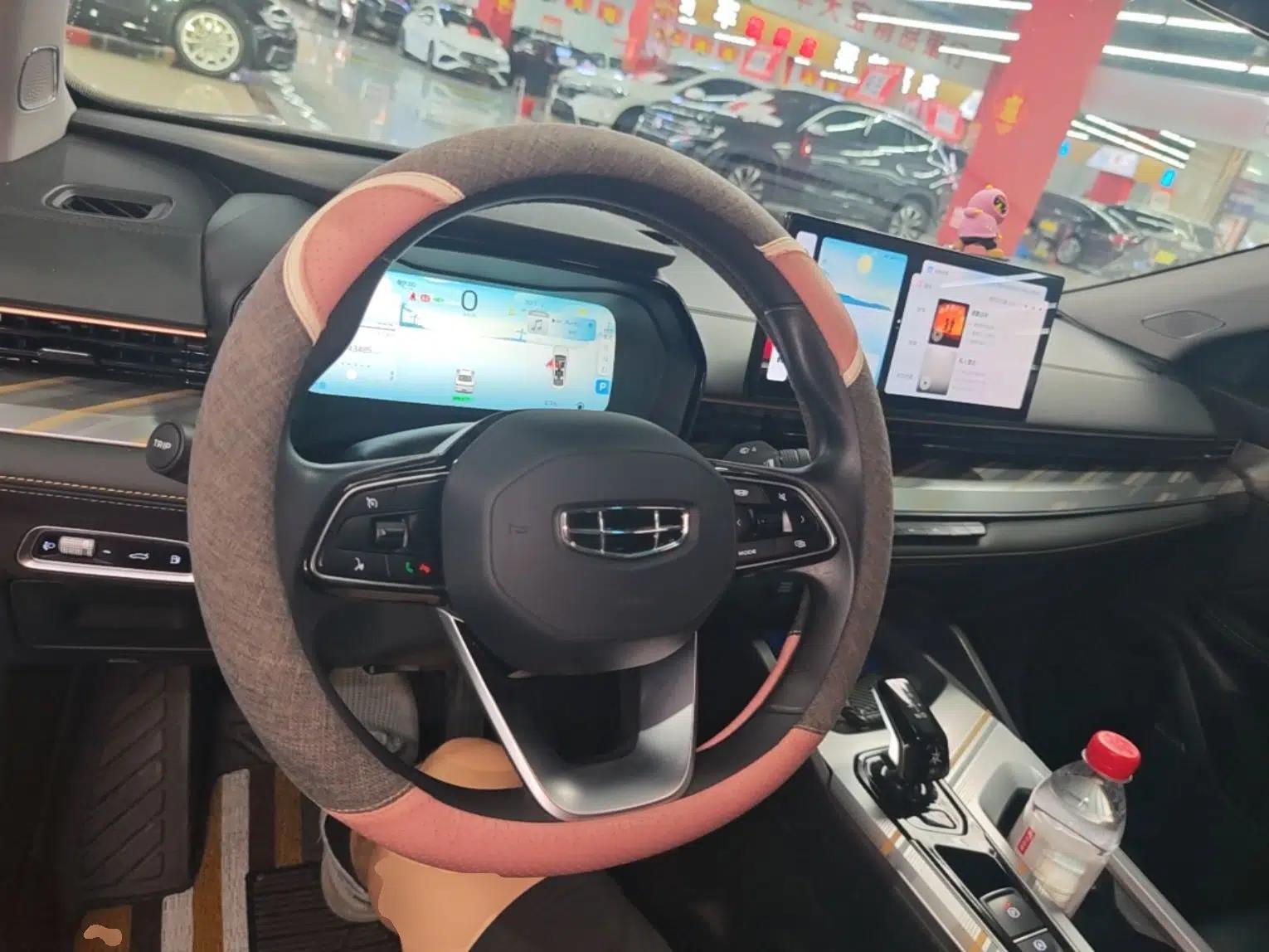 Geely Auto Emgrand L HiP 2022 1.5TD-DHT Pro 100KM Super Clean — миниатюра 12