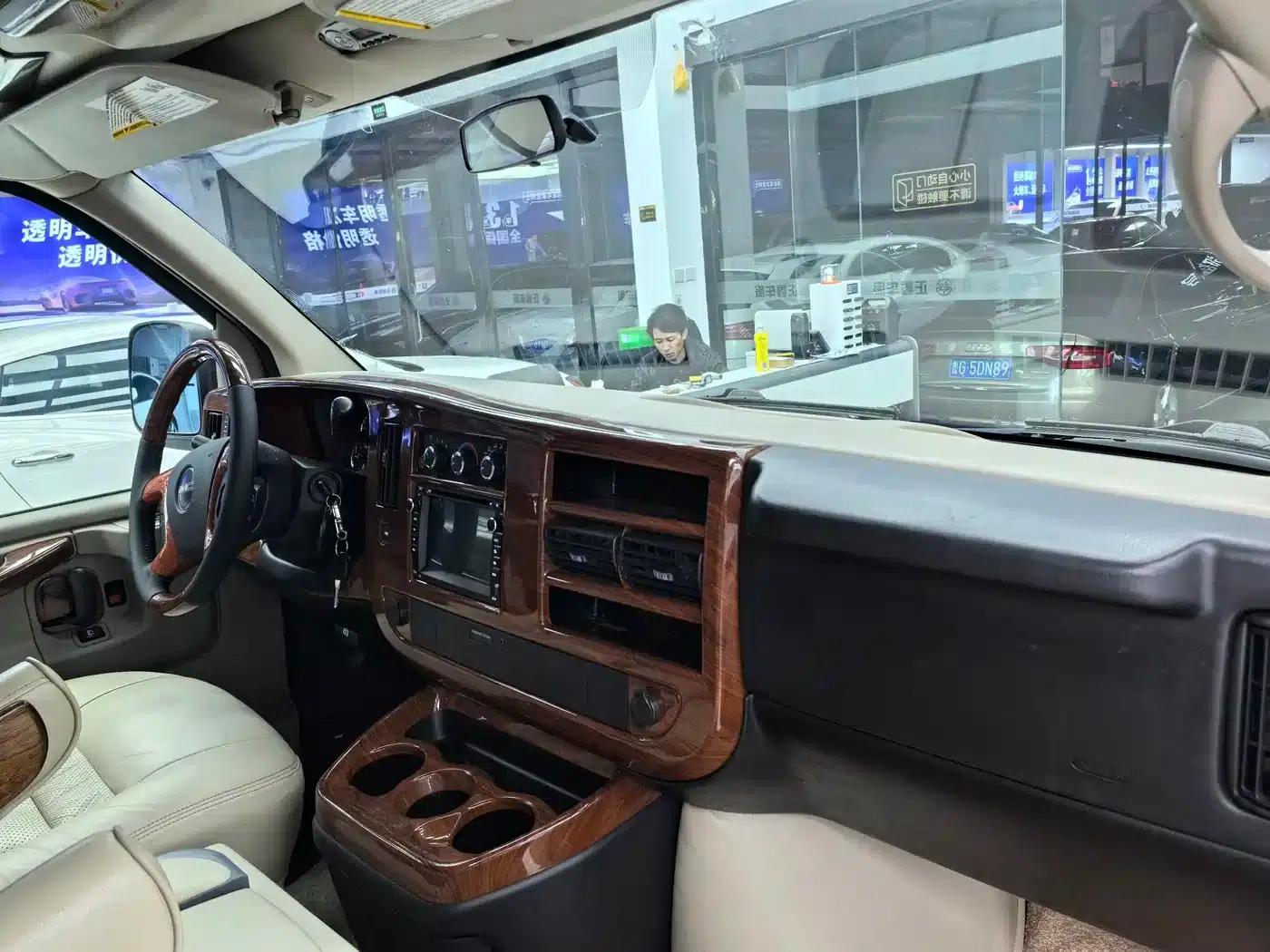 2007 SAVANA 5.3L Automatic — миниатюра 13
