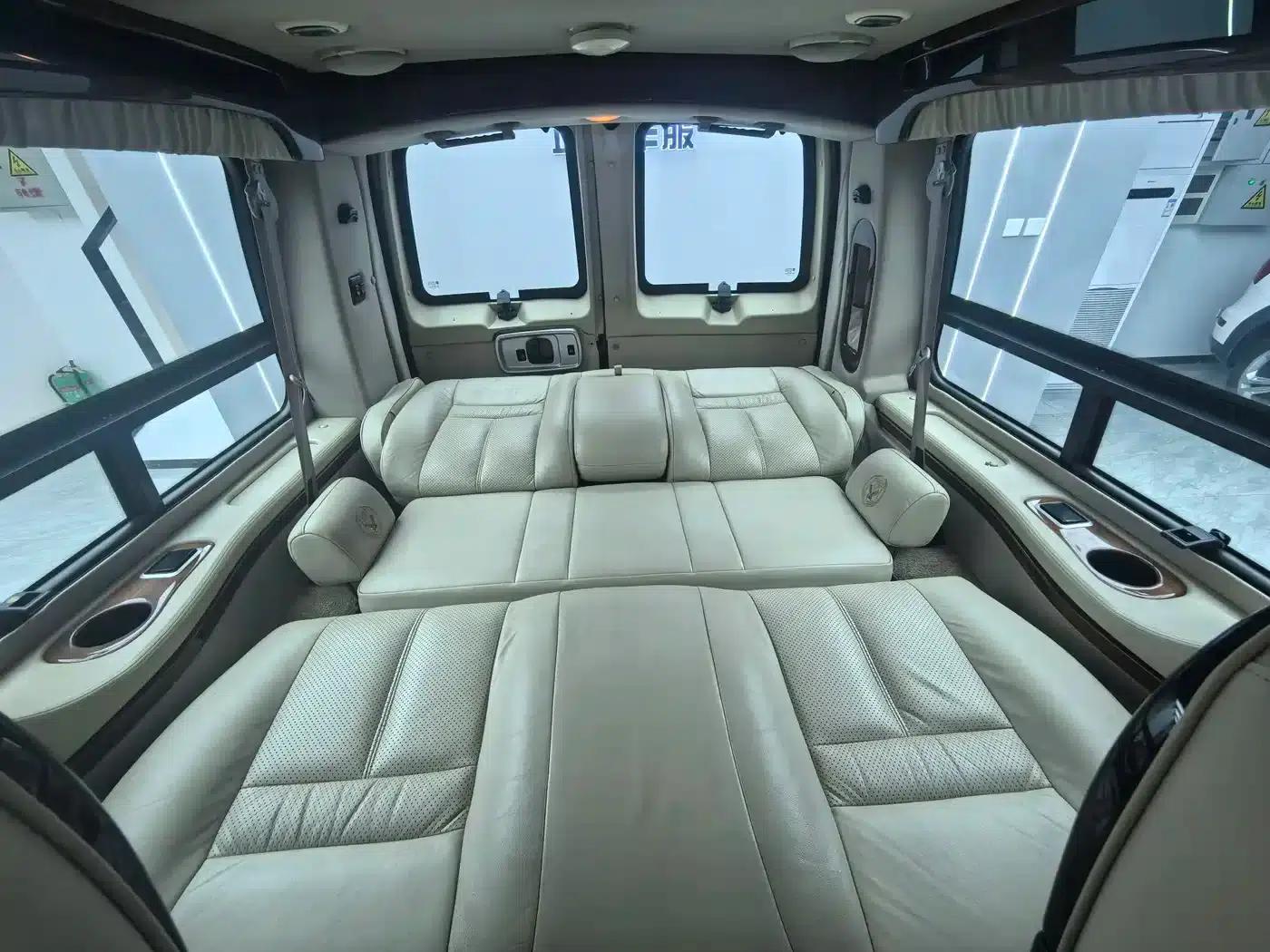 2007 SAVANA 5.3L Automatic — миниатюра 6