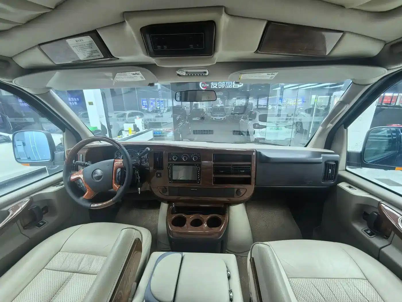2007 SAVANA 5.3L Automatic — миниатюра 9