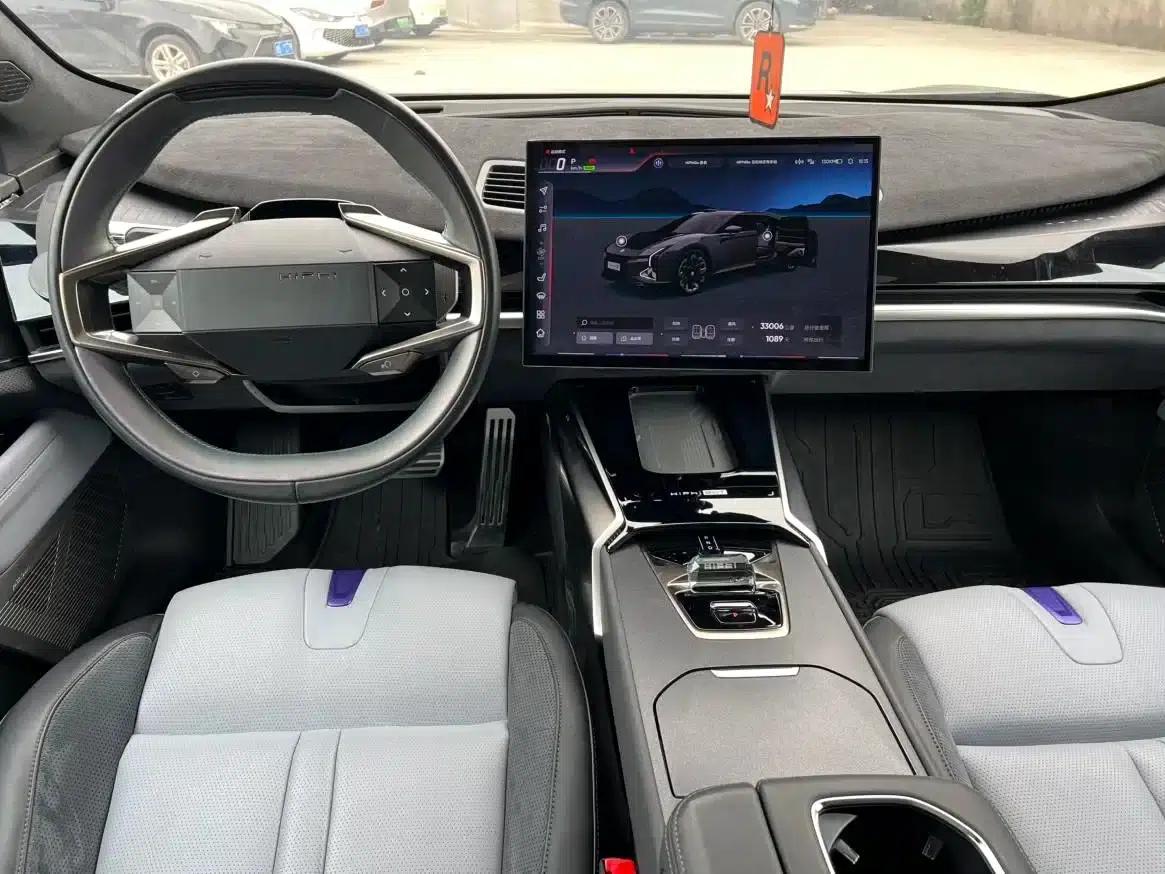 HiPhi Z 2023 Five-Seat Version — миниатюра 8