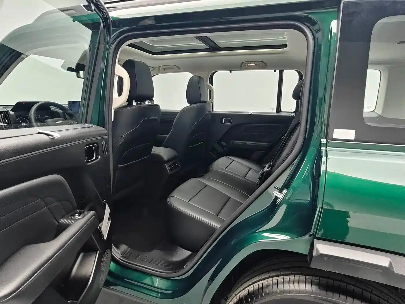 Haval Raptor 2025 Fuel-Powered 2.0T 4WD Ultra — миниатюра 17
