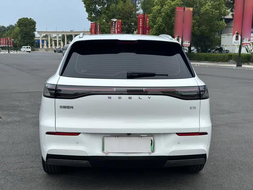 Geely Galaxy E5 2024 530 km Exploration+ Version — миниатюра 14