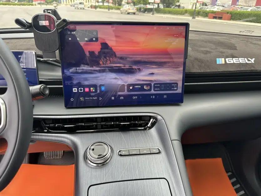 Geely Galaxy E5 2024 530 km Exploration+ Version — миниатюра 21