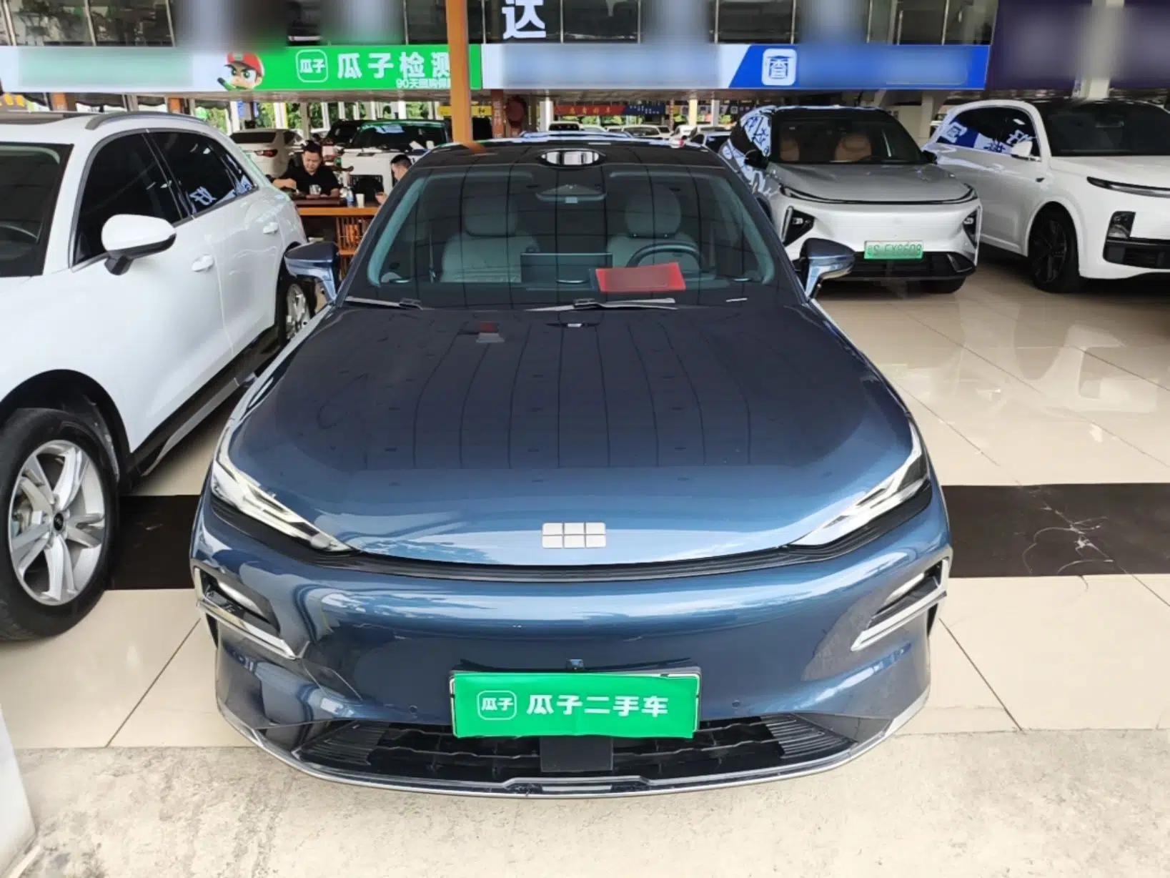 Geely Galaxy 8 2025 130km EM-P Starship Edition — миниатюра 2