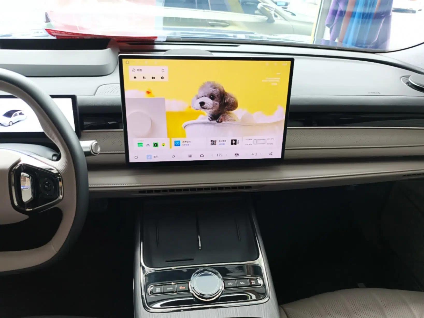 Geely Galaxy 8 2025 130km EM-P Starship Edition — миниатюра 15